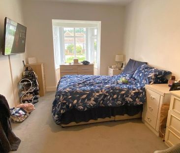 3 bedroom detached bungalow to rent - Photo 5