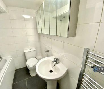 2 bedroom detached house to rent - Photo 6