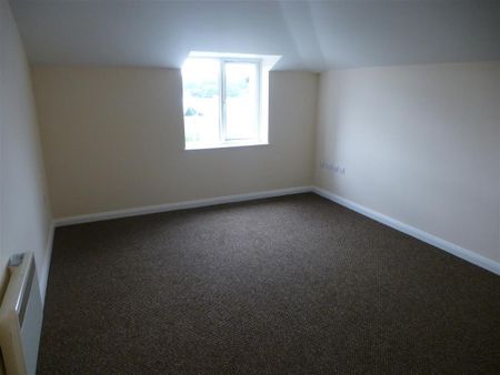 Park Lane, Kidderminster - Photo 4