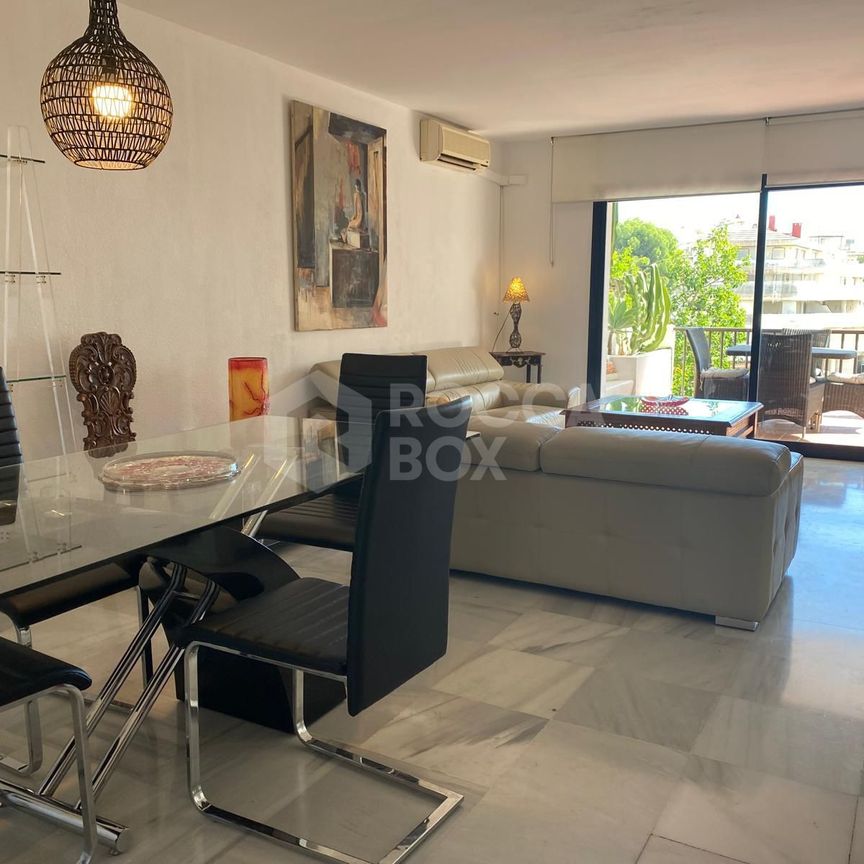 Luxury apartment at Puerto Banus, Costa del Sol - Photo 1