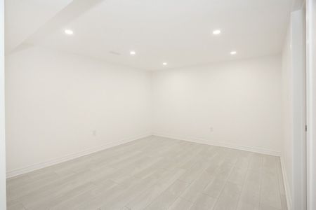 For Lease - 115 Apache Trail Unit# Lower, Toronto, Ontario - Photo 4