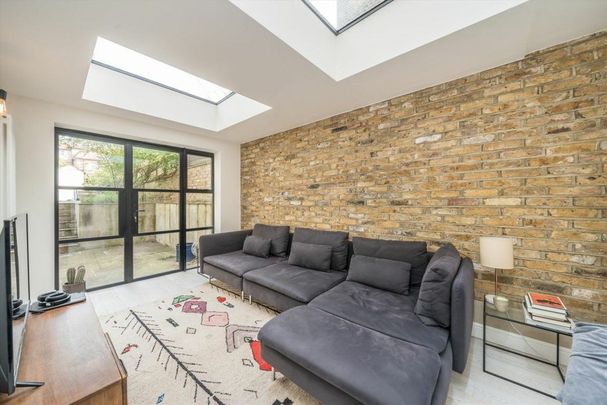 Forest Road, London Fields, E8 - Photo 1