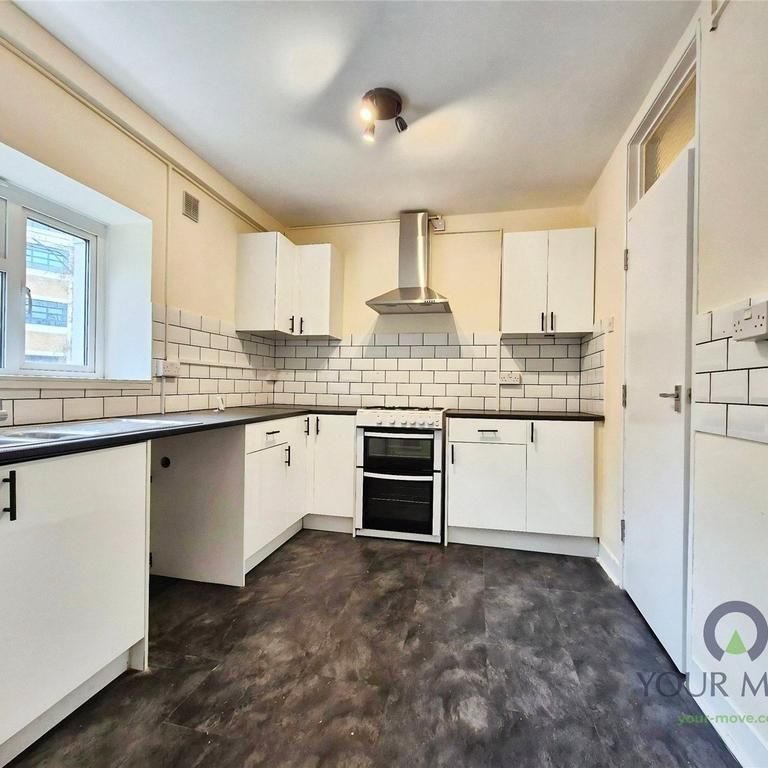 2 bedroom flat to rent - Photo 1