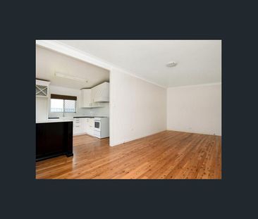 2 Bedroom East Toowoomba Delight - Photo 3