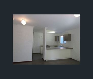 Parkside Living in Heart of Subiaco - Photo 4