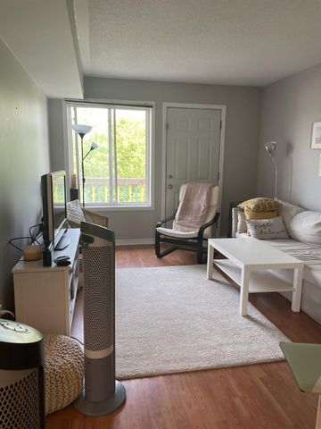 1 - 4 Armstrong Street - Photo 2