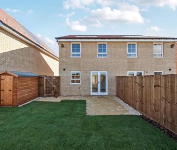 3 bedroom semi-detached house to rent - Photo 5