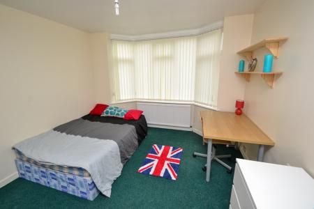 Derby Road, Lenton, Nottingham, NG7 - Photo 2