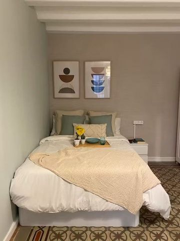 Carrer de la Unió, Barcelona, Catalonia 08001 - Photo 2