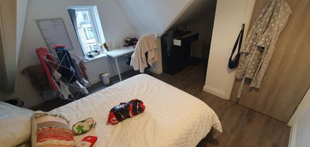 7 bedroom terraced house to rent - Photo 3