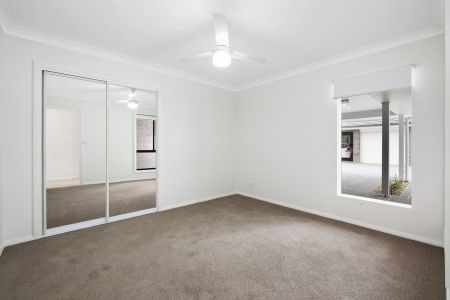 Ground Floor Apartment - With Airconditioning! - Photo 3