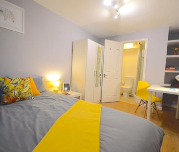 Five-Bedroom Shared House Near Heathrow! Room 3 - Photo 4