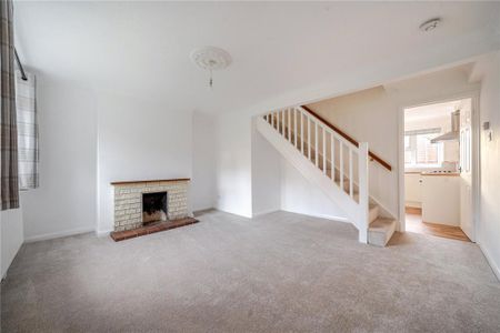 2 bedroom semi-detached house to rent - Photo 2