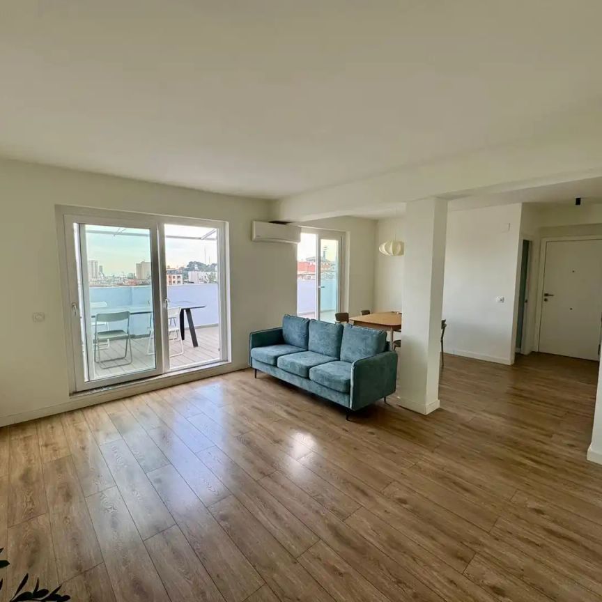 Ático de alquiler en Plaza Altozano, Altozano - Conde Lumiares - Photo 1