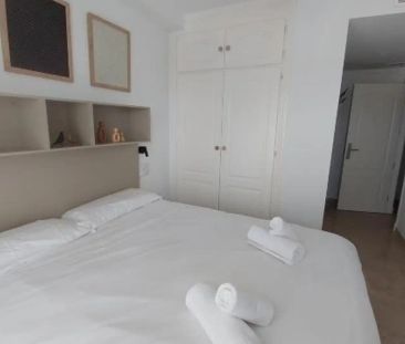 Piso de alquiler en Puerto de la Duquesa - Photo 6