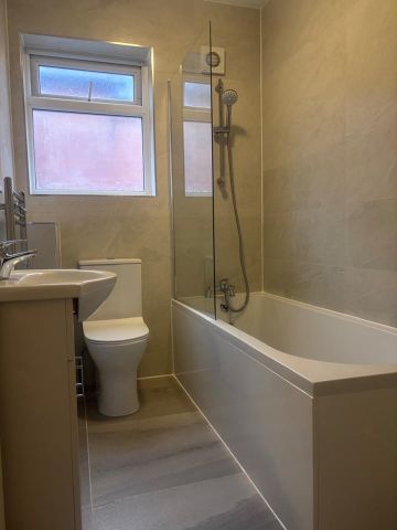 2 Bed Semi-Detached House, South Knighton Road, LE2 - Photo 4