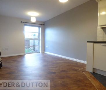 2 bedroom apartment to rent - Photo 4