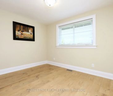 55 Flora Drive #Main Lvl - Photo 5