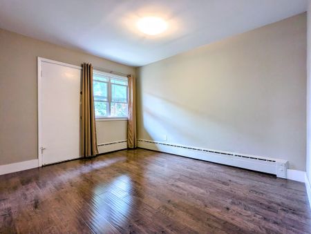 For Lease - 211 St Clements Avenue Unit# 2, Toronto, Ontario - Photo 2