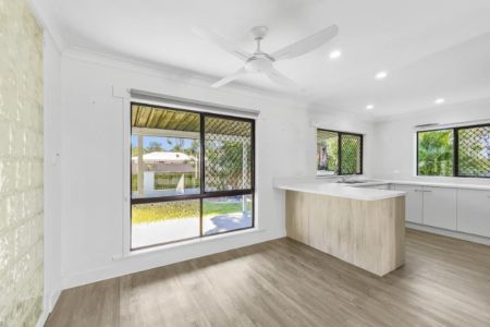 Huge Fenced Yard - Easy Flat Walk to Beach - Photo 5