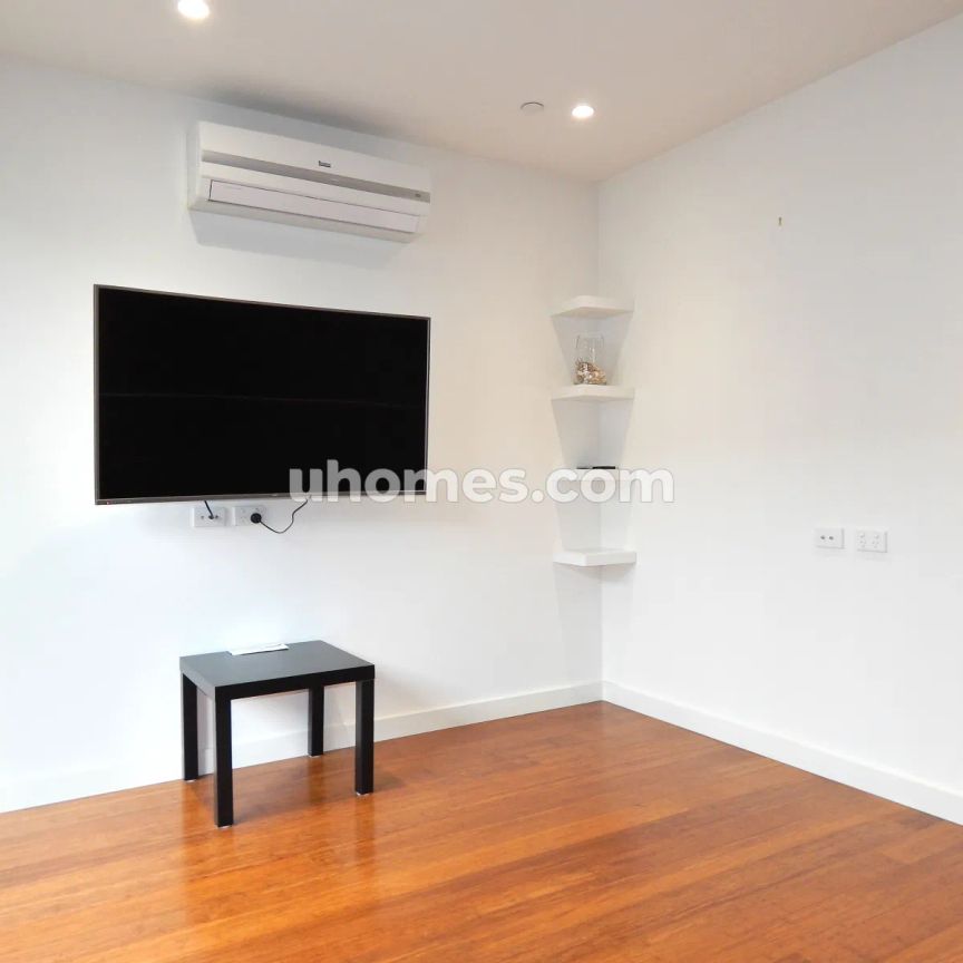 1Bedrooms, 1Bathrooms - Photo 1