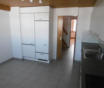 Attraktive 4.5-Zimmer-Maisonette-Wohnung in Utzenstorf (126 m2 im DG) - Foto 2