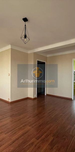 Location Appartement 3 pièces 62 m2 à Marseille 9 - Photo 1