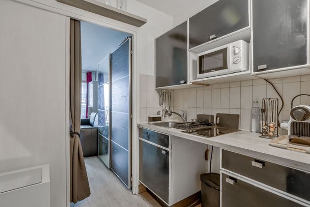 Appartement Paris 1 pièce(s) 24.60 m2 - Photo 1