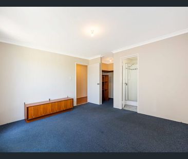 Bright, Modern & Low-Maintenance Living in Prime Location - Photo 5