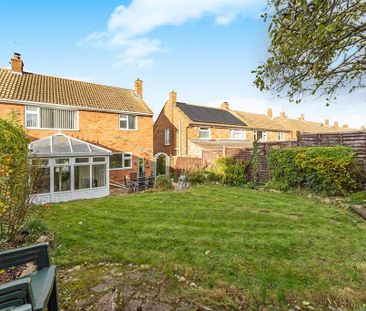 3 bedroom semi-detached house to rent - Photo 6