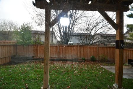 For Lease - 28 Sutcliffe Drive, Whitby, Ontario - Photo 5