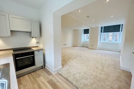 St. Marys Gate - Photo 2