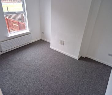 3 Bed Terraced House, Moor Road, LS10 - Photo 4