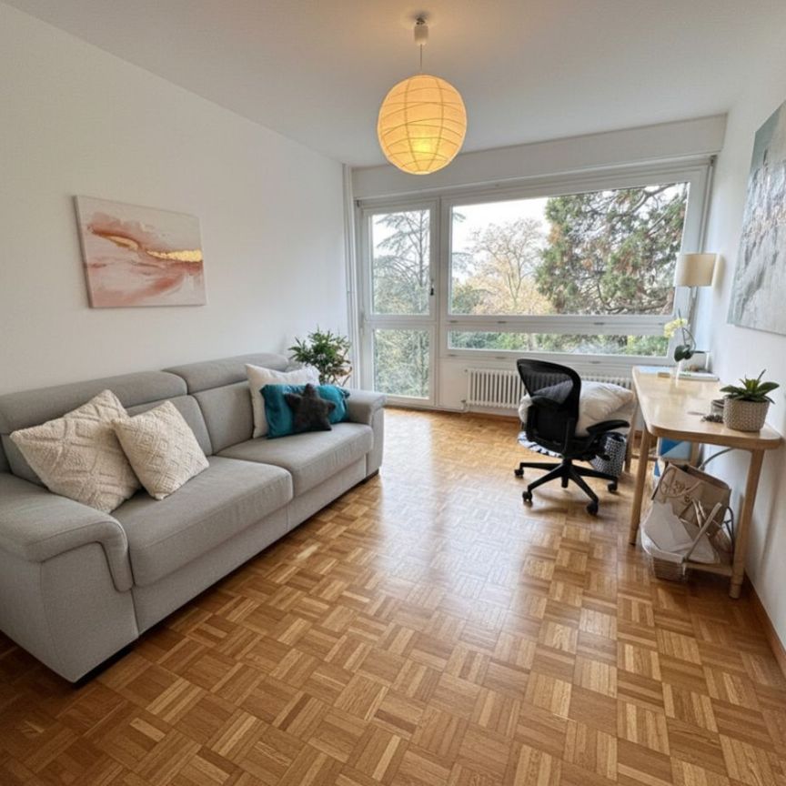 SUBLET – Beautiful furnished apartment of 7.5p / 4 CHB / Balcony - Photo 1