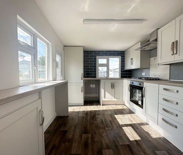 Maple Avenue, Scunthorpe - Photo 3