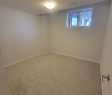 For Lease - 809 Arcadian Private, Kanata, Ontario - Photo 1