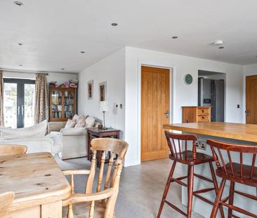 3 bedroom house to rent - Photo 1