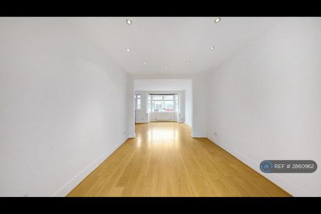 3 bedroom terraced house to rent - Photo 2