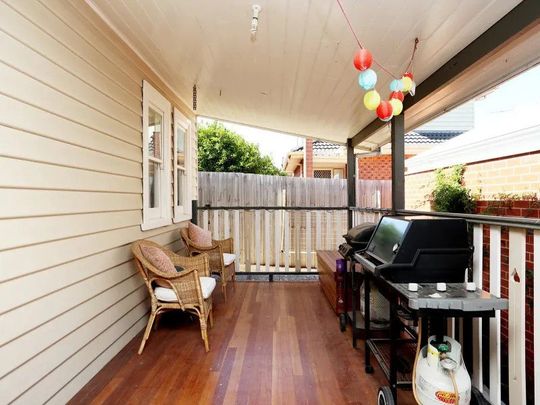 1/4 Jean Street, Reservoir VIC 3073 - Photo 1