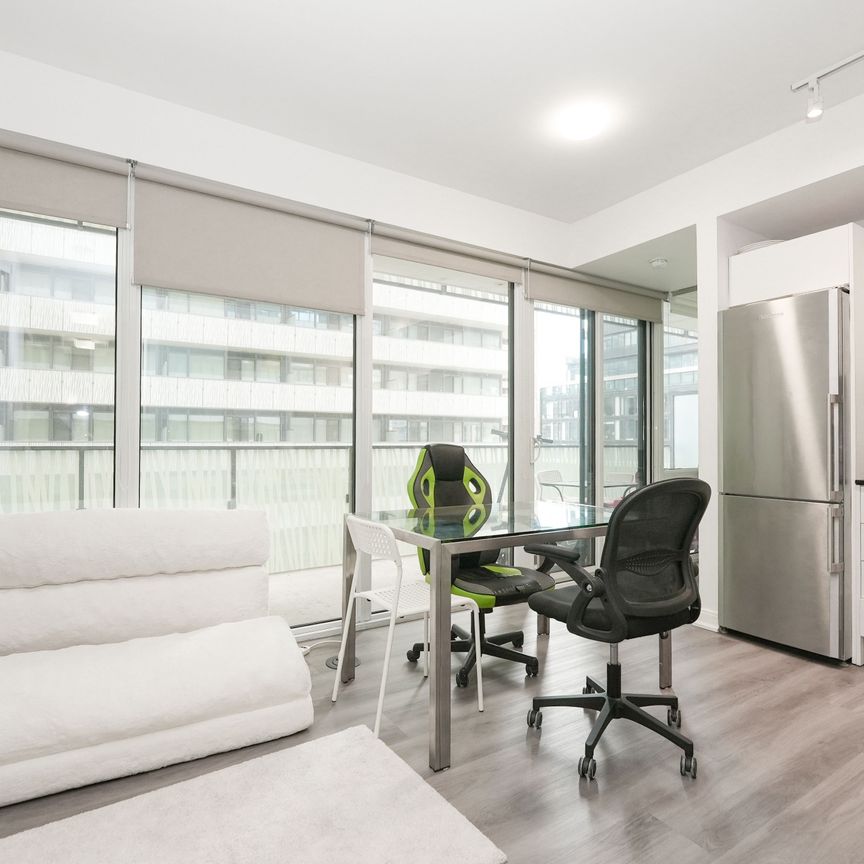 For Lease - 42 Charles Street Unit# 510, Toronto, Ontario - Photo 1