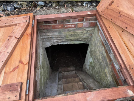 2 bedroom end of terrace house to rent - Photo 4