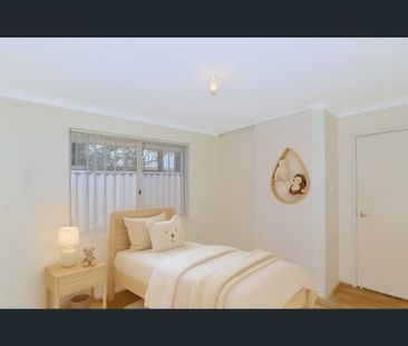14B Railton Place, Dudley Park, WA 6210 - Photo 4