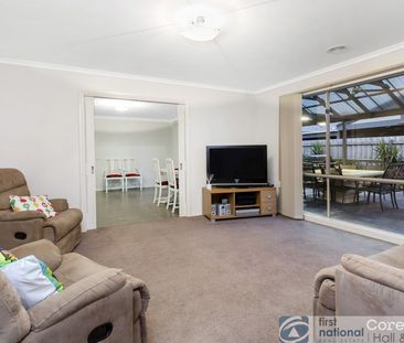 5 Lorikeet Court, Pakenham - Photo 4