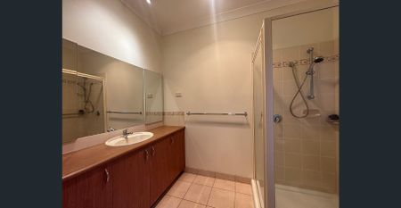 Charming Cottage Living in Caroline Springs - Photo 3