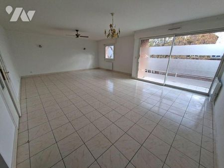 HAZEBROUCK, proximité centre ville Dans résidence de standing, grand T2 d'environ 80m2 offrant... - Photo 3