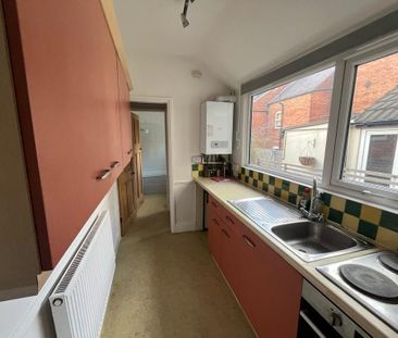 2 bedroom terraced house to rent - Photo 6