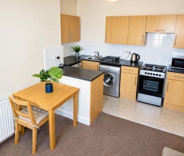 1 bedroom flat to rent - Photo 4