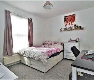 Bedroom House - Dorset Street, Reading, RG30 - Photo 1