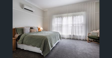 Elegant family living in prestigious East Bendigo locale. - Photo 4