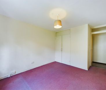 Montague Hill South, Kingsdown - Photo 1